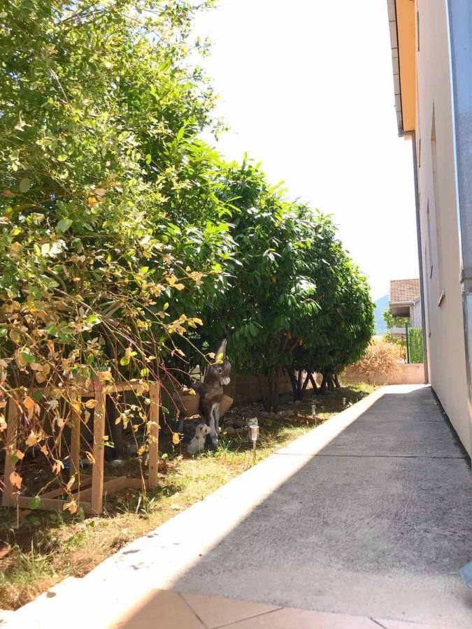 Anika Apartamento Trebinje Exterior foto