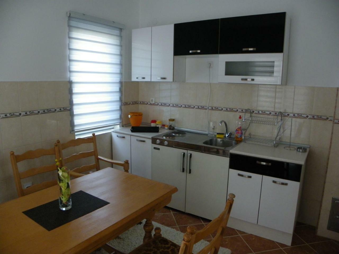 Anika Apartamento Trebinje Exterior foto